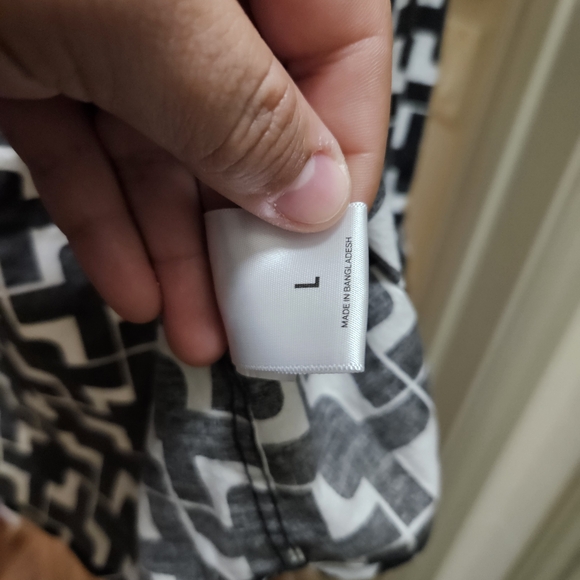 Express Button Up Shirt - Picture 3 of 6